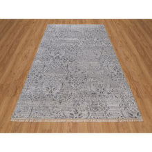 Load image into Gallery viewer, 6&#39;x9&#39; Drizzle Gray, Damask Design, Hand Knotted, Tone On Tone, Wool And Plant Based Silk, Oriental Rug FWR550674