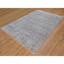 Load image into Gallery viewer, 6&#39;x9&#39; Drizzle Gray, Damask Design, Hand Knotted, Tone On Tone, Wool And Plant Based Silk, Oriental Rug FWR550674