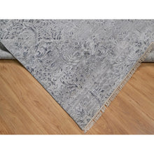 Load image into Gallery viewer, 6&#39;x9&#39; Drizzle Gray, Damask Design, Hand Knotted, Tone On Tone, Wool And Plant Based Silk, Oriental Rug FWR550674