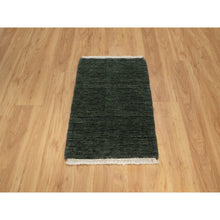 Load image into Gallery viewer, 2&#39;x2&#39;8&quot; Juniper Green, Plain Solid Design, Salt And Pepper Effect, Hand Loomed, Pure Wool, Sample, Mat, Oriental Rug FWR550686