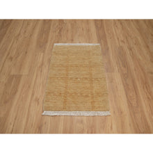 Load image into Gallery viewer, 2&#39;x2&#39;8&quot; Salmon Color, Grid Design, Hand Loomed, Pure Wool, Sample, Mat, Oriental Rug FWR550740