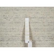 Load image into Gallery viewer, 5&#39;x5&#39; Alabaster White, Hand Loomed, Vertical Stripes Design With Salt And Pepper Effect, Undyed Natural Wool, Round, Oriental Rug FWR550758