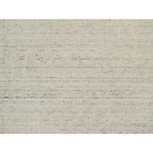 Load image into Gallery viewer, 5&#39;x5&#39; Alabaster White, Hand Loomed, Vertical Stripes Design With Salt And Pepper Effect, Undyed Natural Wool, Round, Oriental Rug FWR550758