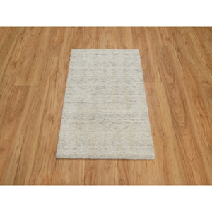 2'1"x3' Winter White, Hand Loomed, Salt And Pepper Effect With Vertical Stripes Design, Undyed Natural Wool, Sample, Mat, Oriental Rug FWR550782