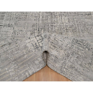 6'1"x9' Pastel Gray, Modern Erased Design, Hand Spun Undyed Natural Wool, Hand Knotted, Oriental Rug FWR550896