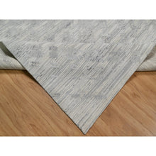 Load image into Gallery viewer, 8&#39;x10&#39;2&quot; Cream White, Modern Design, Hand Knotted, Hand Spun Undyed Natural Wool, Oriental Rug FWR550914