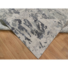 Load image into Gallery viewer, 8&#39;x10&#39; Cream White, Modern Design, 100% Natural Undyed Wool, Hand Knotted, Oriental Rug FWR550950