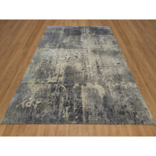 Load image into Gallery viewer, 8&#39;1&quot;x10&#39; Oyster White With Gray, Tree Bark And Fossil Design, Hand Knotted, 100% Natural Undyed Wool, Oriental Rug FWR551040