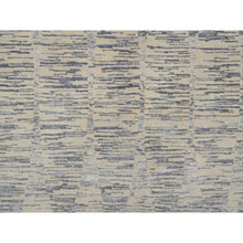 Load image into Gallery viewer, 8&#39;1&quot;x10&#39; Swan White, 100% Natural Undyed Wool, Repetitive Circular Design, Hand Knotted, Oriental Rug FWR551130