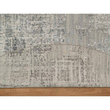 Load image into Gallery viewer, 10&#39;x10&#39; Pastel Gray, Modern Erased Design, Hand Knotted, Hand Spun Undyed Natural Wool, Round, Oriental Rug FWR551172
