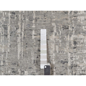 10'x10' Pastel Gray, Modern Erased Design, Hand Knotted, Hand Spun Undyed Natural Wool, Round, Oriental Rug FWR551172