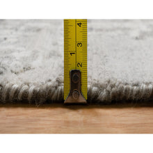 Load image into Gallery viewer, 10&#39;x10&#39; Pastel Gray, Modern Erased Design, Hand Knotted, Hand Spun Undyed Natural Wool, Round, Oriental Rug FWR551172