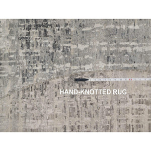 10'x10' Pastel Gray, Modern Erased Design, Hand Knotted, Hand Spun Undyed Natural Wool, Round, Oriental Rug FWR551172