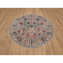 Load image into Gallery viewer, 6&#39;x6&#39; Swan White With Brown, Directional Vase Design, Hand Knotted, Silk With Textured Wool, Round, Oriental Rug FWR551448