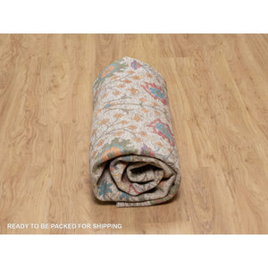 7'10"x7'10" Snow White With Brown, Directional Vase Design, Hand Knotted, Silk With Textured Wool, Round, Oriental Rug FWR551514