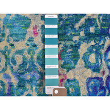 Load image into Gallery viewer, 4&#39;x4&#39; THE PEACOCK, Sari Silk Round Colorful Hand Knotted Oriental Rug FWR290922