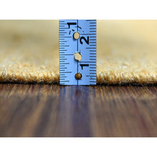 Load image into Gallery viewer, 5&#39;x6&#39;6&quot; Gold Shades Reversible Kilim Pure Wool Hand Woven Oriental Rug FWR325350