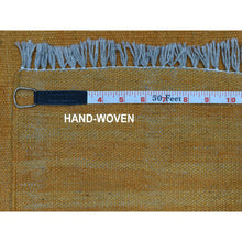 Load image into Gallery viewer, 5&#39;x6&#39;6&quot; Gold Shades Reversible Kilim Pure Wool Hand Woven Oriental Rug FWR325350