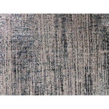 Load image into Gallery viewer, 6&#39;x8&#39;9&quot; Gray Fine jacquard Hand Loomed Modern Wool and Art Silk Oriental Rug FWR348048