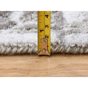 6'x9' Grey Broken Persian Design Wool And Pure Silk Hand Knotted Oriental Rug FWR350034