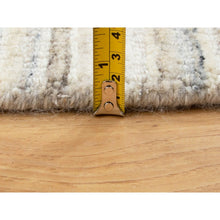 Load image into Gallery viewer, 8&#39;x8&#39; Beige Hand Loomed Organic Wool Modern Round Oriental Rug FWR350094
