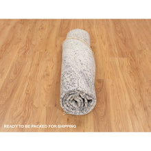 Load image into Gallery viewer, 8&#39;x8&#39; Round Broken Persian Design Wool and Pure Silk Hand Knotted Oriental Rug FWR350310