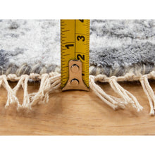 Load image into Gallery viewer, 8&#39;x8&#39; Round Broken Persian Design Wool and Pure Silk Hand Knotted Oriental Rug FWR350310