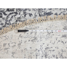 Load image into Gallery viewer, 8&#39;x8&#39; Round Broken Persian Design Wool and Pure Silk Hand Knotted Oriental Rug FWR350310