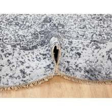 Load image into Gallery viewer, 7&#39;x7&#39; Round Broken Persian Design Wool and Pure Silk Hand Knotted Oriental Rug FWR350448