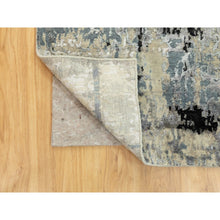 Load image into Gallery viewer, 2&#39;5&quot;x9&#39;9&quot; Abstract Design Silver- Blue Modern Hand Knotted Wool &amp; Silk Oriental Runner Rug FWR350988