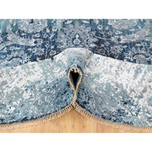 Load image into Gallery viewer, 8&#39;8&quot;x8&#39;8&quot; Wool and Silk Broken Persian Tabriz Erased Design Hand Knotted Round Oriental Rug FWR351294