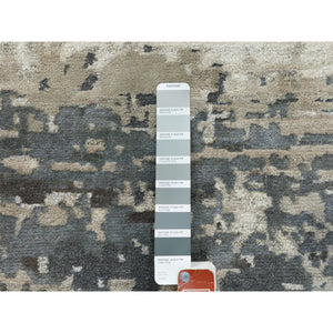 10'x10' Taupe Hi-Low Pile Abstract Design Wool and Silk Hand Knotted Round Oriental Rug FWR351354