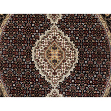 Load image into Gallery viewer, 4&#39;x4&#39; Rich Black, Tabriz Mahi with Fish Medallion Design, 250 KPSI Wool Hand Knotted, Round Oriental Rug FWR351942