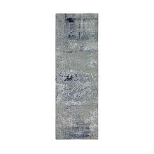 Load image into Gallery viewer, 2&#39;8&quot;x7&#39;10&quot; Hand Knotted Silver, Blue Wool And Silk Modern Abstract Design Oriental Runner Rug FWR353256