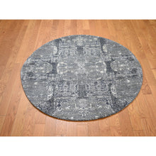 Load image into Gallery viewer, 4&#39;x4&#39; Round Gray Wool And Pure Silk Jewellery Design Hand Knotted Oriental Rug FWR354150