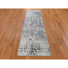 Load image into Gallery viewer, 2&#39;5&quot;x10&#39;1&quot; Abstract Design Wool And Silk Hi-Low Pile Denser Weave Runner Hand Knotted Oriental Rug FWR354480