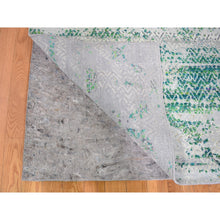 Load image into Gallery viewer, 8&#39;10&quot;x12&#39; Sari Silk With Textured Wool Green Erased Chevron Design Oriental Rug FWR355344