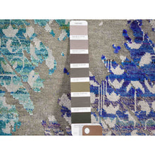 Load image into Gallery viewer, 2&#39;x2&#39; Sample Gray Sari Silk With Textured Wool Hand Knotted Oriental Rug FWR355692