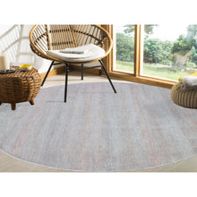 Load image into Gallery viewer, 8&#39;x8&#39; Salmon Grass Design Wool And Silk Hand Knotted Round Oriental Rug FWR355878