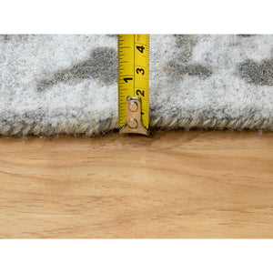6'x9' Grey Broken Persian Design Wool And Pure Silk Hand Knotted Oriental Rug FWR372342