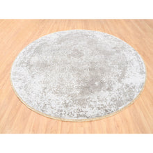 Load image into Gallery viewer, 10&#39;x10&#39; Round Grey Broken Persian Design Wool And Pure Silk Hand Knotted Oriental Rug FWR374208