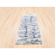 Load image into Gallery viewer, 2&#39;7&quot;x8&#39; Beige With Touches Of Blue Modern Wool And Silk Hand Knotted Oriental Rug FWR374604
