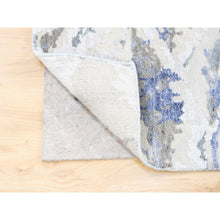 Load image into Gallery viewer, 2&#39;7&quot;x8&#39; Beige With Touches Of Blue Modern Wool And Silk Hand Knotted Oriental Rug FWR374604