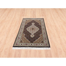Load image into Gallery viewer, 3&#39;x5&#39;5&quot; Wool Fish Medallion Design Tabriz Mahi Black Hand Knotted Oriental Rug FWR374982