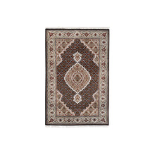 Load image into Gallery viewer, 2&#39;10&quot;x5&#39;4&quot; Fish Medallion Design Tabriz Mahi Wool Hand Knotted Black Oriental Rug FWR375192