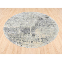 Load image into Gallery viewer, Round Oriental Rug, Carpets, Handmade, Montana USA.