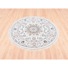 Load image into Gallery viewer, 4&#39;1&quot;x4&#39;1&quot; Wool 250 KPSI Nain Ivory Hand Knotted Center Medallion Flower Design Round Fine Oriental Rug FWR376992