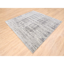 Load image into Gallery viewer, 8&#39;x8&#39; Modern Hand Spun Undyed Natural Wool Hand Knotted Light Gray Oriental Square Rug FWR377352