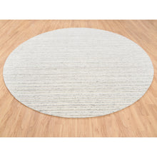Load image into Gallery viewer, 11&#39;10&quot;x11&#39;10&quot; Hand Loomed Undyed Natural Wool Plain Modern Design Light Gray Oriental Round Rug FWR378246