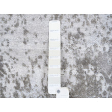 Load image into Gallery viewer, 4&#39;2&quot;x6&#39; Broken Persian Design Wool and Pure Silk Hand Knotted Ivory Oriental Rug FWR379098